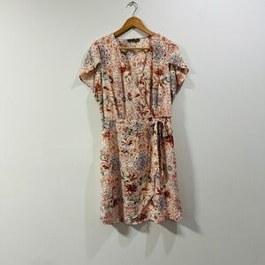 2/$40 Black Tape Brand (Dex) | Women’s size L  Floral Short Sleeve Wrap Dress